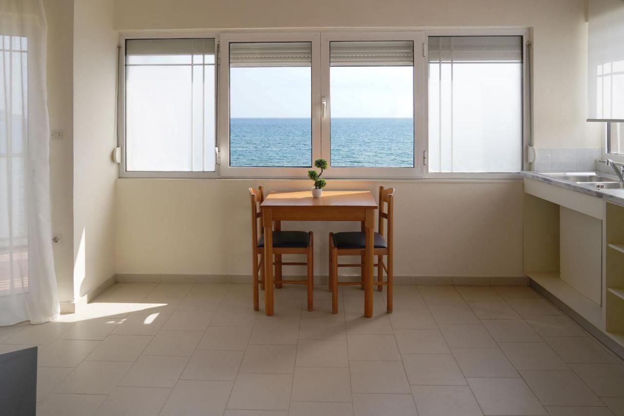 Cozy Corner Vs Beachfront Stalós Esterno foto